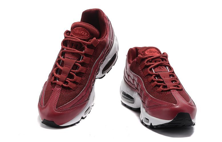  Nike Air Max 95 Essential